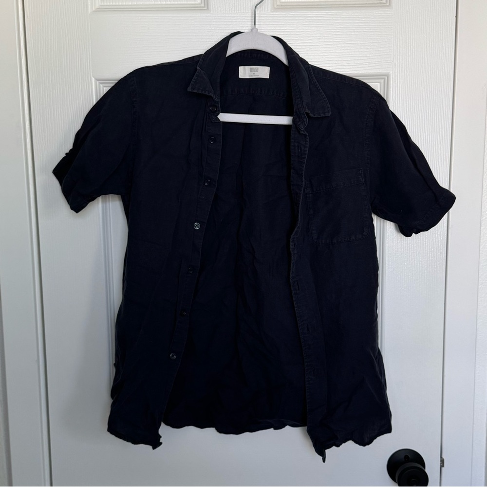 Dark navy blue short sleeve linen shirt size XS Uniqlo